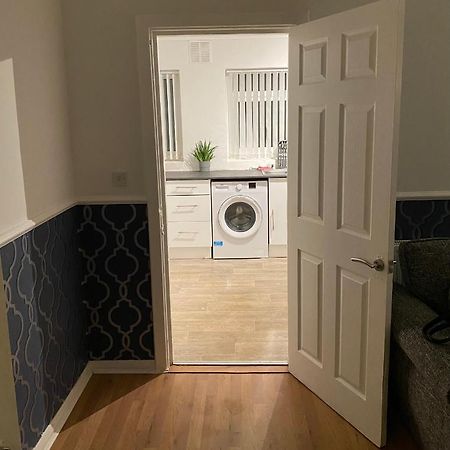 Cosy 3 Bedroom House, Free Parking & Wifi Nottingham Exterior photo
