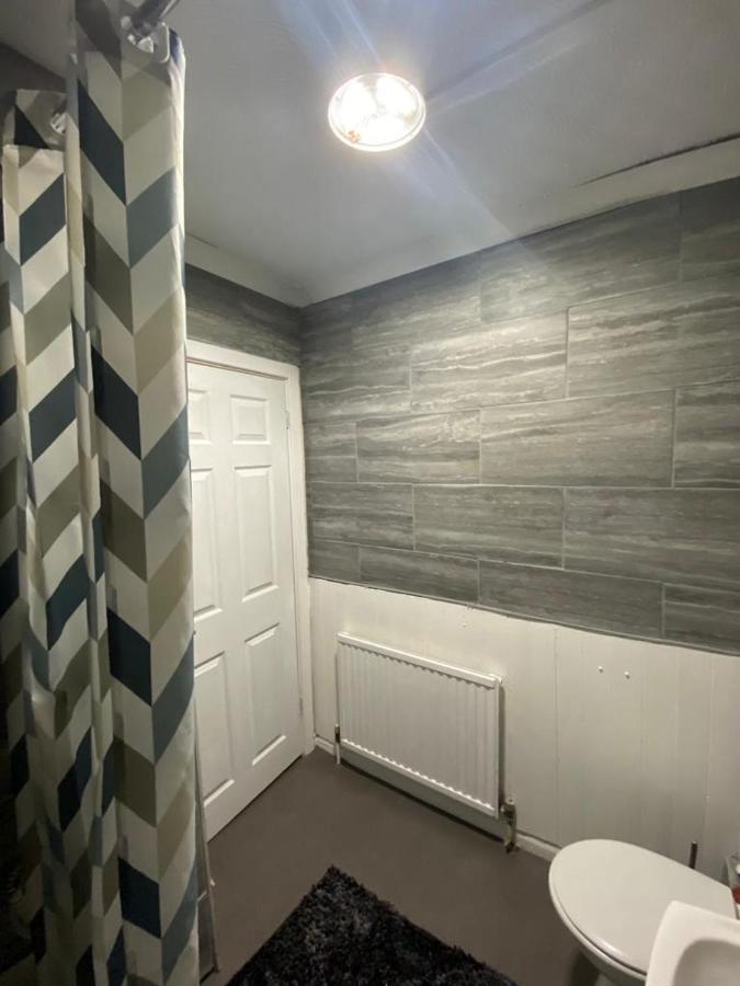 Cosy 3 Bedroom House, Free Parking & Wifi Nottingham Exterior photo