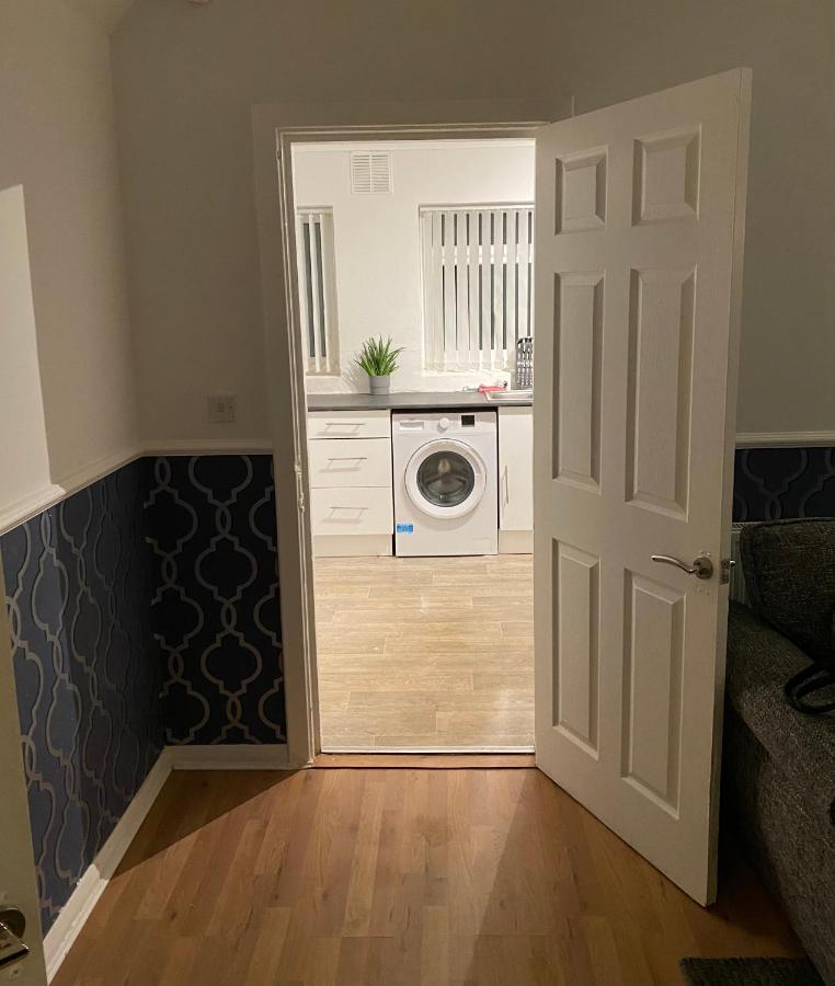 Cosy 3 Bedroom House, Free Parking & Wifi Nottingham Exterior photo